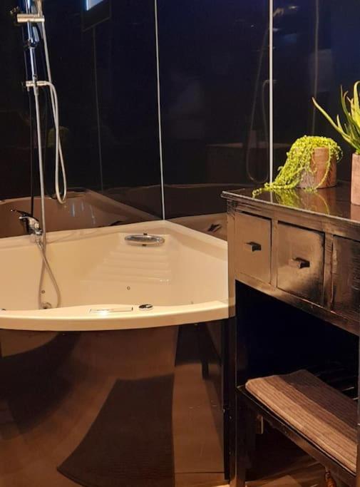 Gite Classe Deux Etoiles Gite De France N 17 Signy-Le-Petit Ngoại thất bức ảnh